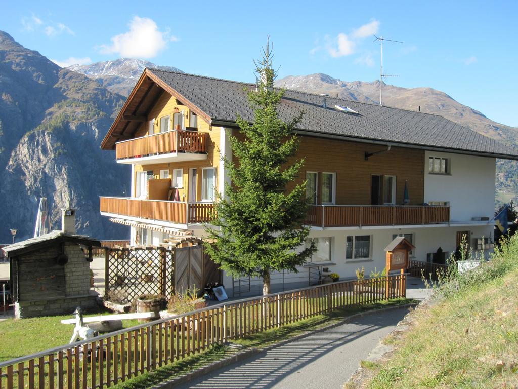 Haus Waldheim Grachen Apartment Екстериор снимка